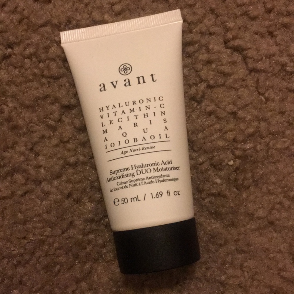 Avant Hyaluronic Acid Vivifying Night Cream